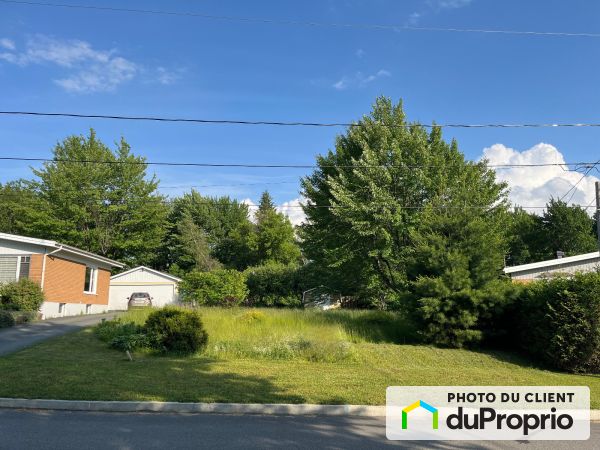 , rue Courtemanche, Magog à vendre