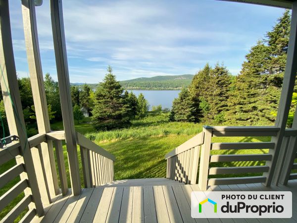 Balcon arrière - 364, boulevard de Forillon, Gaspé à vendre
