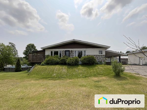 2110, route Louis-Cyr, St-Jean-De-Matha à vendre