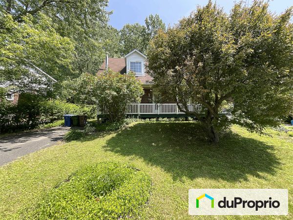 416, rue Forest, Mont-St-Hilaire à vendre