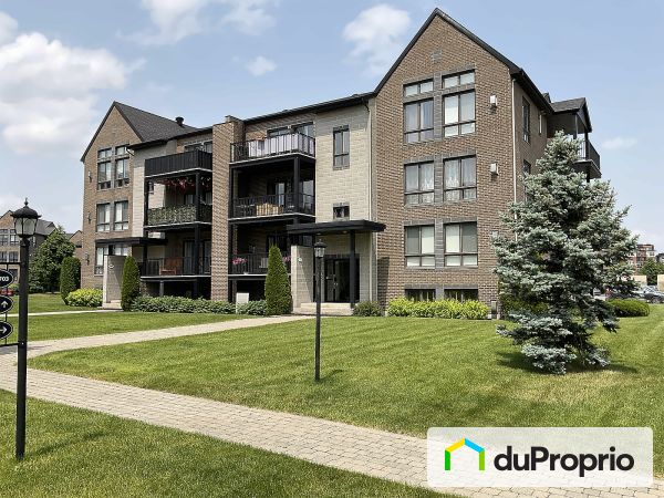 201-711 montée des Pionniers, Terrebonne (Lachenaie) for sale