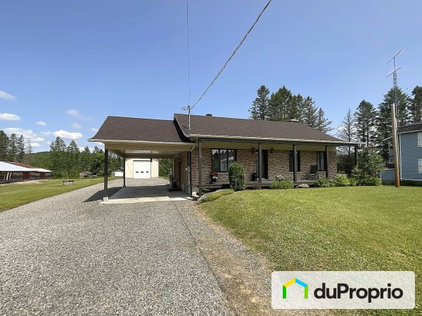 391, chemin Saint-Joseph, St-Joseph-de-Mékinac à vendre