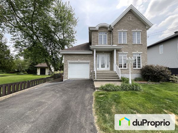 3433 rue Bouthillier, Carignan for sale