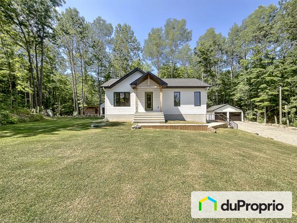 32 chemin des Iris-des-Marais, L&#39;Ange-Gardien-Outaouais for sale
