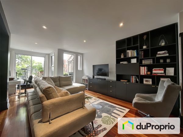 Living Room - 5242 Fabre, Le Plateau-Mont-Royal for sale