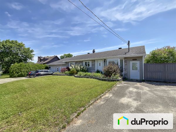 1401, avenue de la Montagne Est, Val-Bélair à vendre