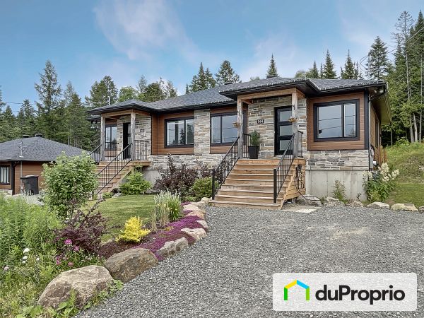 144 rue Grandmaison, Mont-Blanc (St-Faustin-Lac-Carré) for sale