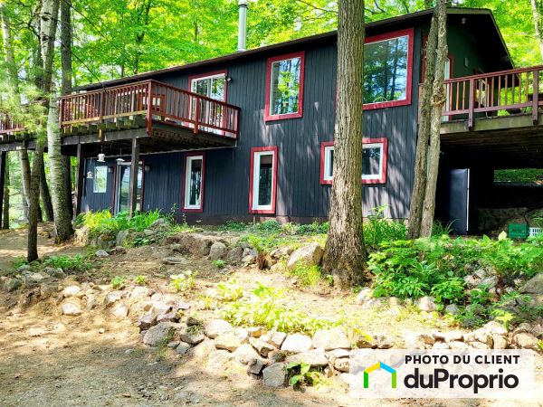 24 chemin du Lac-Barnes, Val-Des-Monts for sale