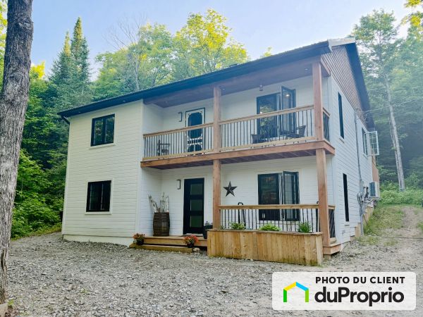 406 chemin du Ruisseau, Val-Des-Monts (St-Pierre-de-Wakefield) for sale