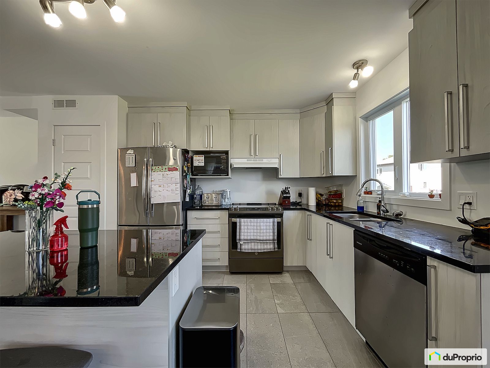 270 Rue Des Becs Scie — photo 3