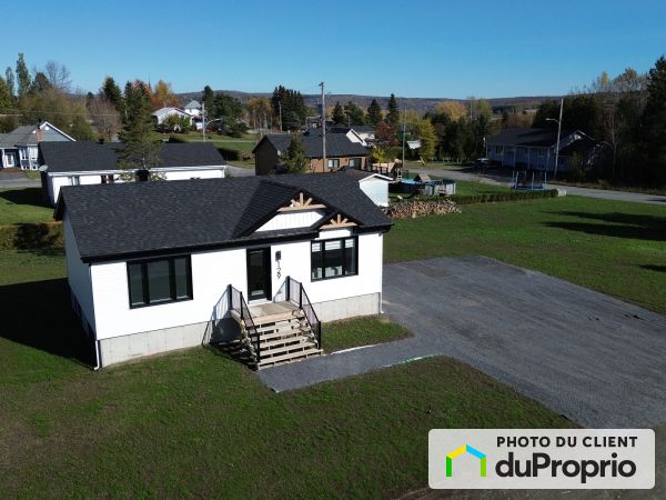 129 rue Monseigneur-Verreau, St-Cyprien for sale