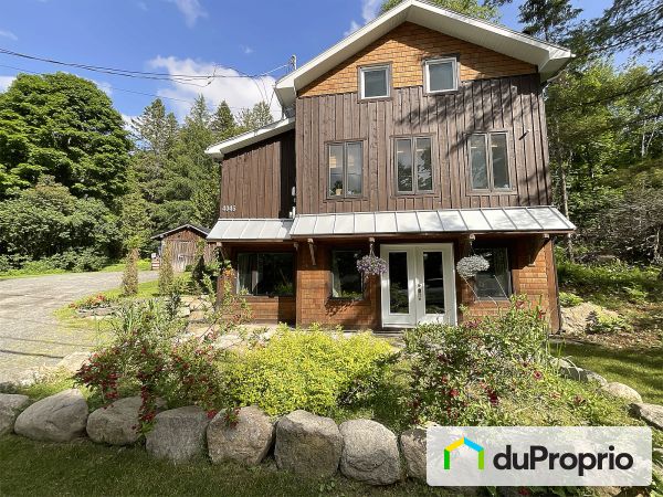4045 rue Rolland, Ste-Adèle for sale