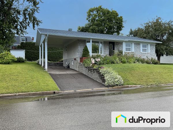 655 rue Robichaud, Charlesbourg for sale