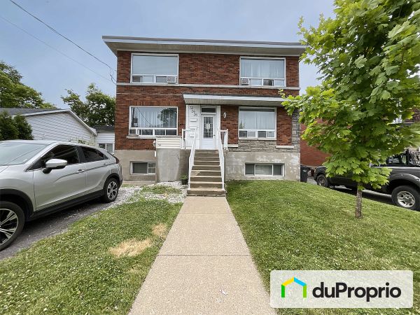 30-32-34-36, rue Briggs Est, Longueuil (Vieux-Longueuil) for sale