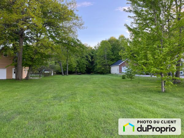 X rang Saint-Luc, St-Ignace-De-Loyola for sale