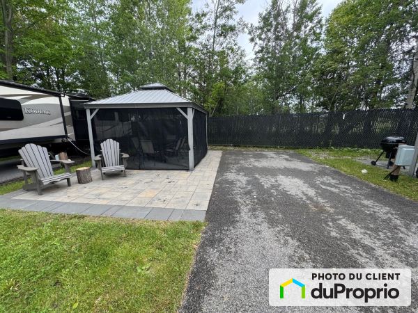 24 rue Lafontaine, Bromont for sale