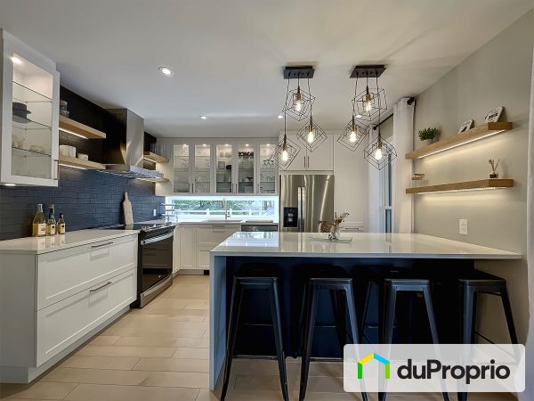Kitchen - 2500 rang des Savary, St-Antoine-Abbe for sale