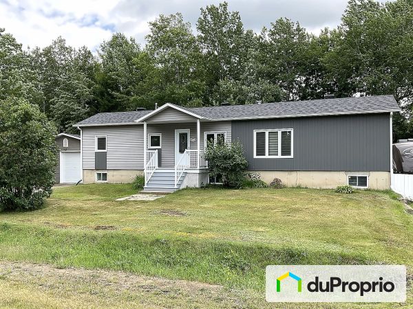 210, rue des Mésanges, Drummondville (St-Nicéphore) à vendre