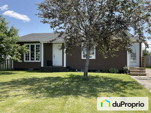 2735, rue Saint-Dominique, Jonquière (Jonquière) à vendre