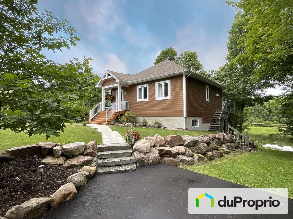 57 rue Lucerne, Brownsburg-Chatham à vendre