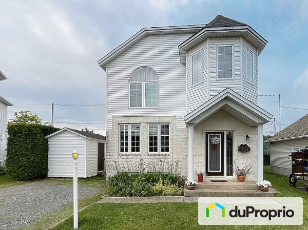 434 rue des Éperviers, Otterburn Park for sale