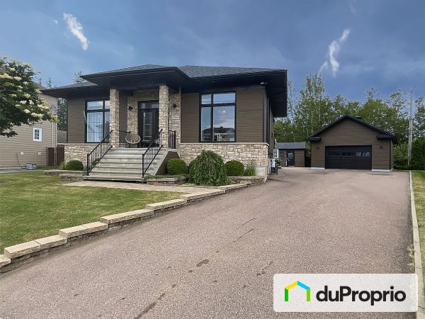 2564 rue Lotbinière, Jonquière (Arvida) for sale