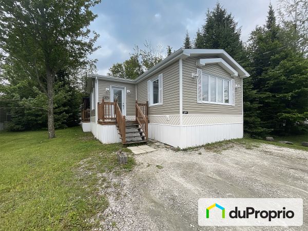 616-315, route 112, St-Étienne-De-Bolton à vendre