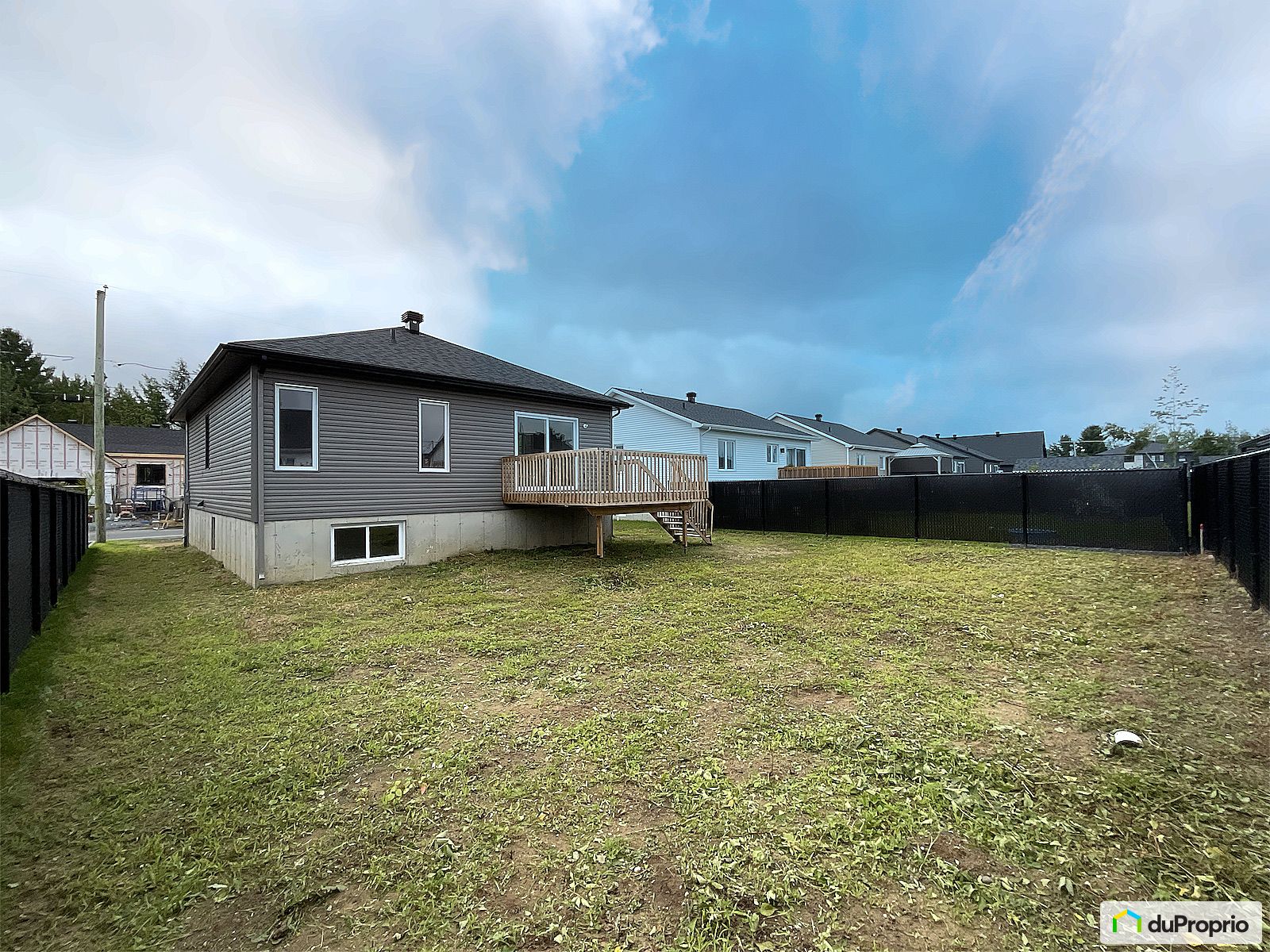 215, rue de l&#39;Aligoté, Drummondville (Drummondville) à vendre