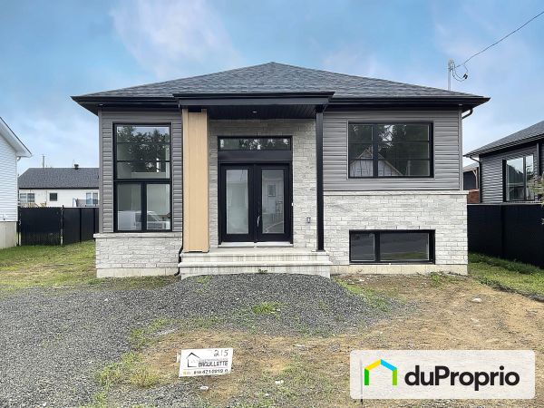215, rue de l&#39;Aligoté, Drummondville (Drummondville) for sale