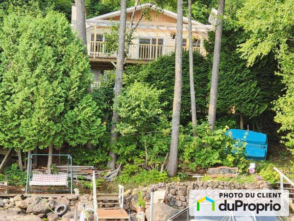 1742 chemin du Tour-du-Lac, Lac-Simon for sale