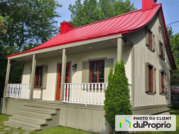 681 Grande-Allée, Mont-St-Hilaire à vendre