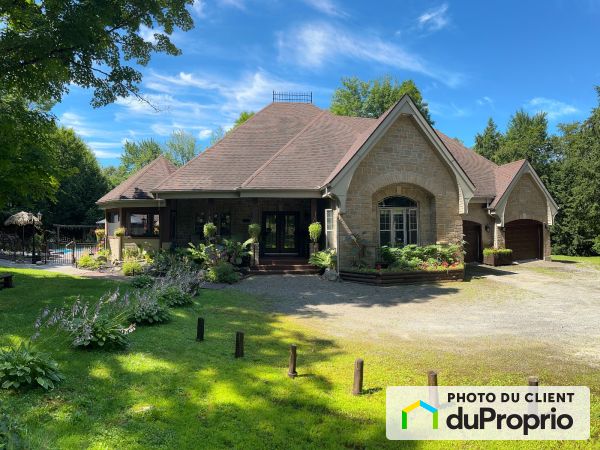 41 rue des Bois-Francs, Brownsburg-Chatham à vendre