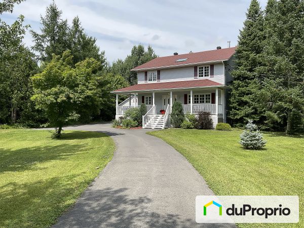 5330 rue Louis-Badaillac, Carignan for sale