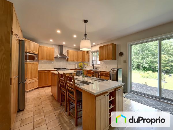 Cuisine - 5330, rue Louis-Badaillac, Carignan à vendre