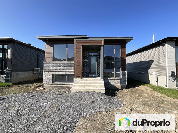 28 rue Lalonde, Mercier à vendre