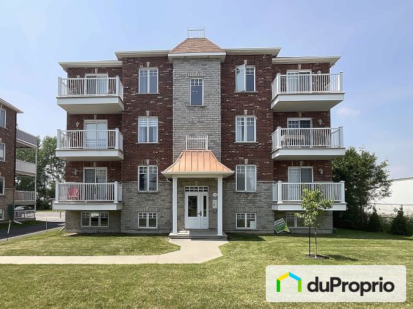 102-264 boulevard Industriel, St-Jean-sur-Richelieu (St-Jean-sur-Richelieu) for sale