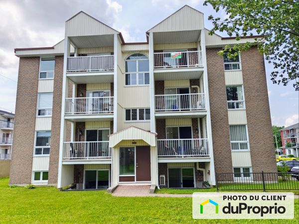 102-445 avenue Claude-Martin, Vanier for sale
