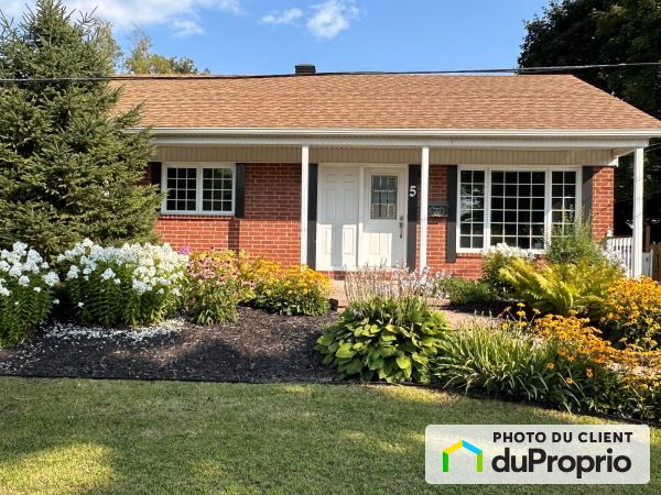 5, 45e avenue Est, Blainville à vendre