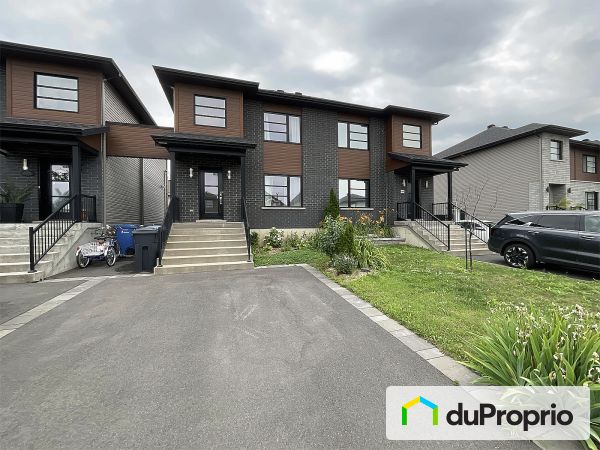 4601 rue des Patriotes, Contrecoeur à vendre