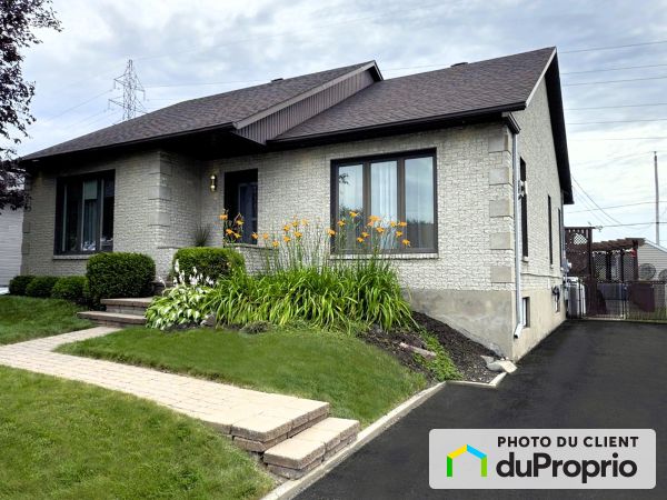 18 rue de la Sarcelle, St-Basile-Le-Grand for sale