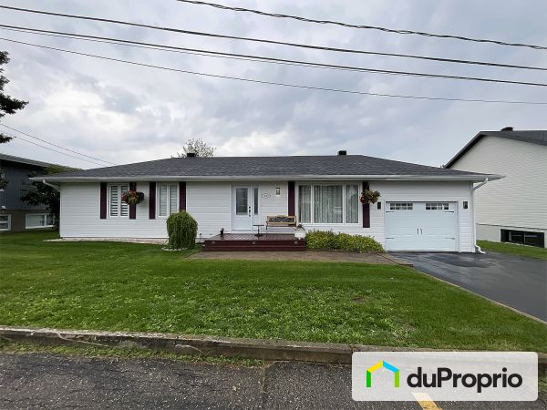69 rue du Plateau, La Malbaie for sale