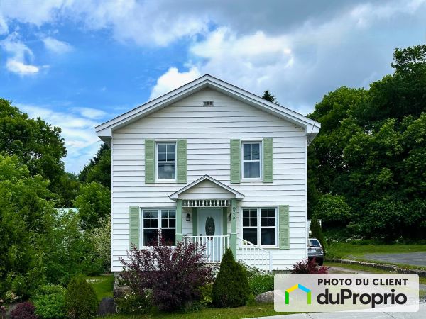 945 rue Saint-Georges, Ste-Adèle for sale