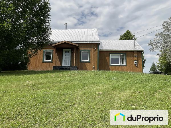 2060 rang York, St-Cuthbert à vendre