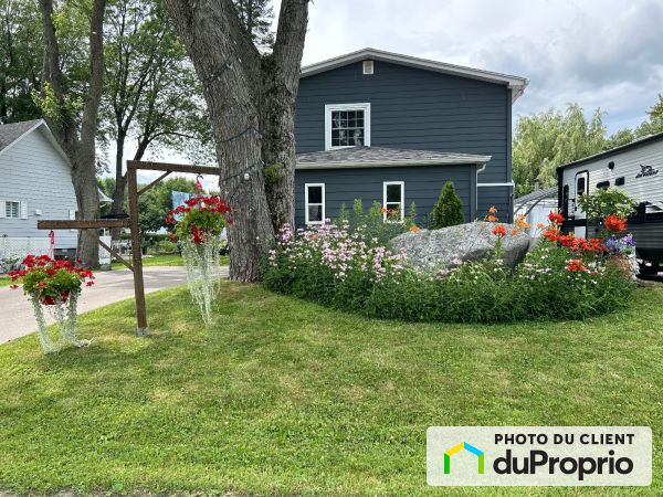 223 rang du Lac-Saint-Pierre Est, Louiseville for sale