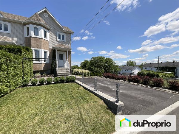 1470, rue Normand, St-Jérôme (Bellefeuille) à vendre