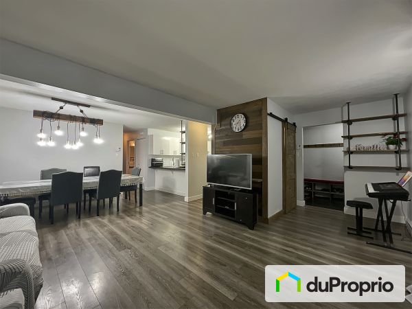 Salon - 1-204, boulevard la Vérendrye Est, Gatineau (Gatineau) à vendre