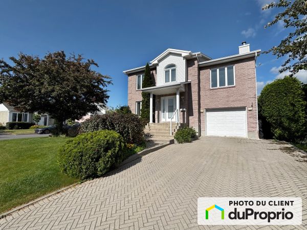 75 rue Marie-Péladeau, La Prairie for sale