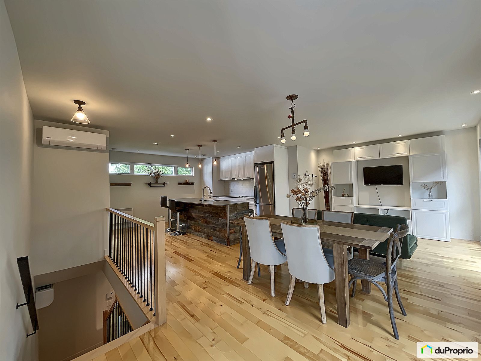 2746 Rue Saint Charles — photo 3