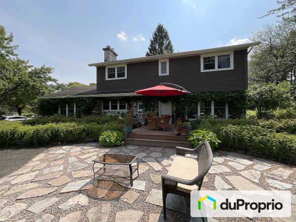 12421 rue de l&#39;Hopital, Loretteville à vendre