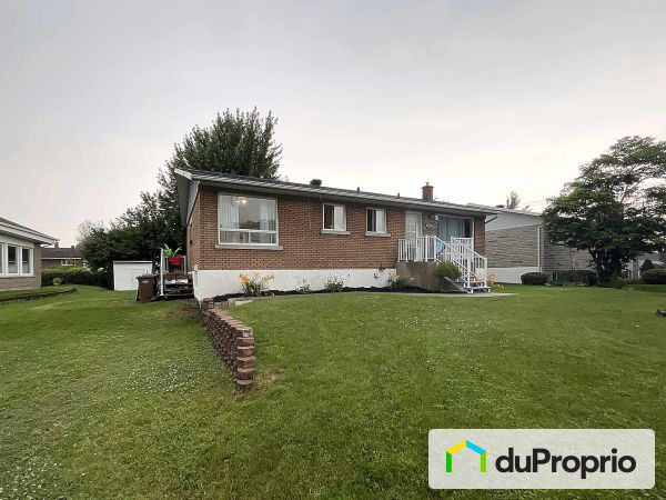 272 rue Louis-Riel, Trois-Rivières (Trois-Rivières-Ouest) for sale